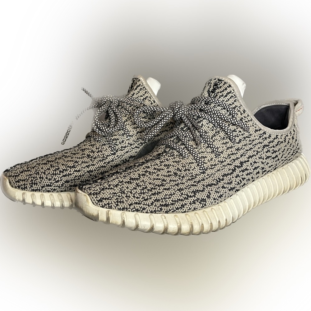 Yeezy Turtle Dove 350 Boost Sneakers - Mens 8.5 / Women’s 10 - Good Condition